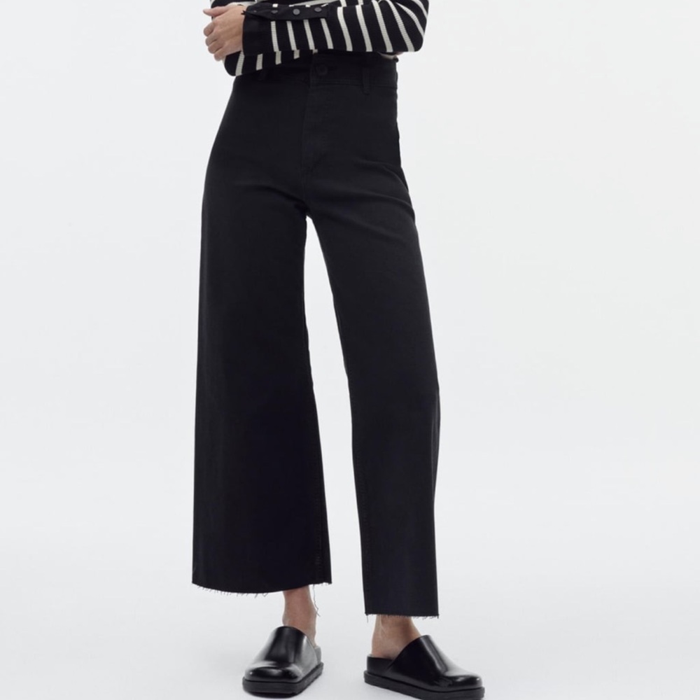 Zara Marine Straight in Black SZ 4